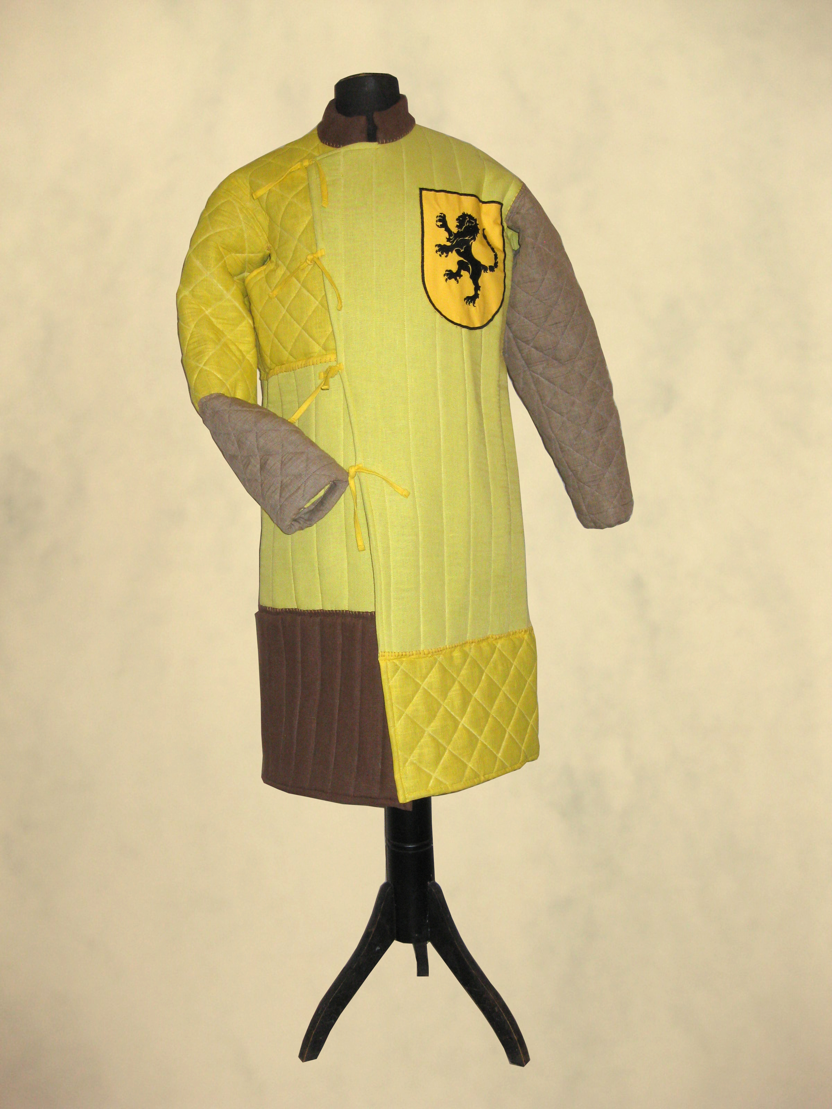 Gambeson in Flickenoptik